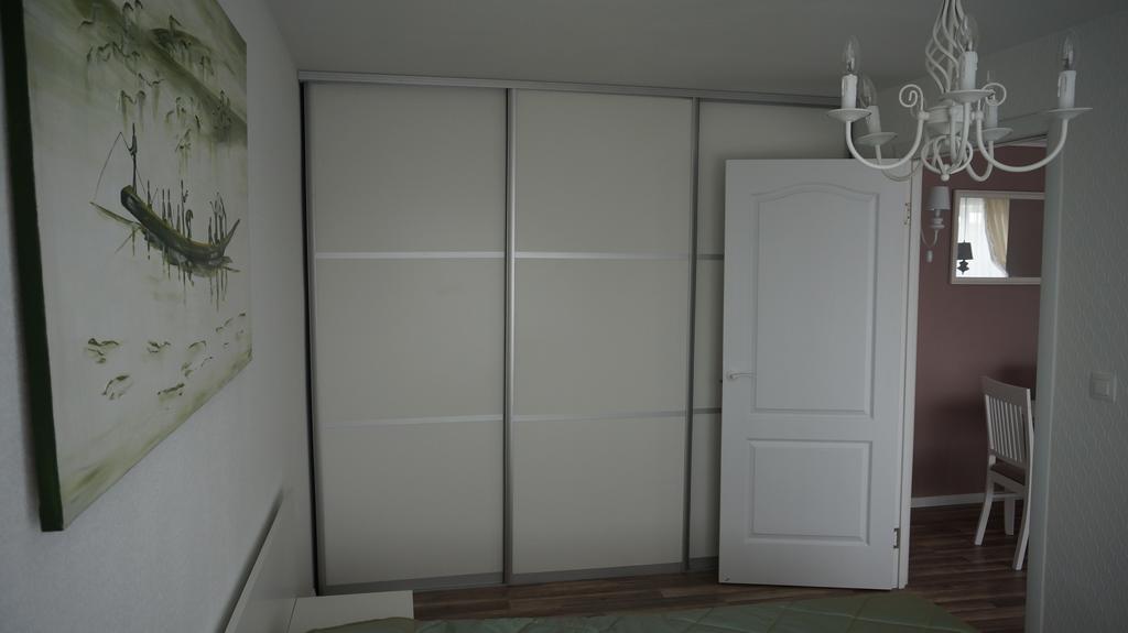 Central Apartament Κλαϊπέντα Δωμάτιο φωτογραφία