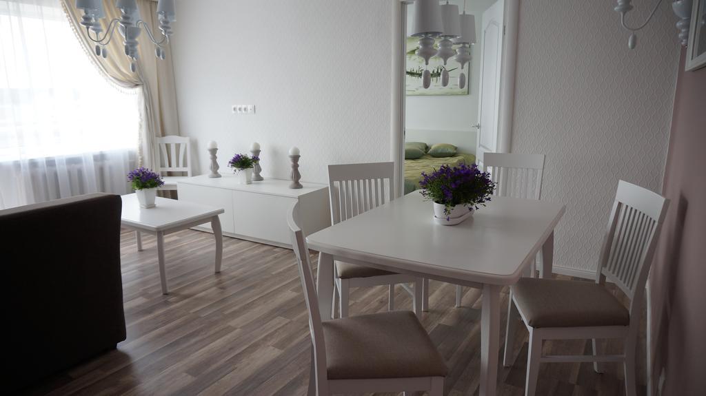 Central Apartament Κλαϊπέντα Δωμάτιο φωτογραφία